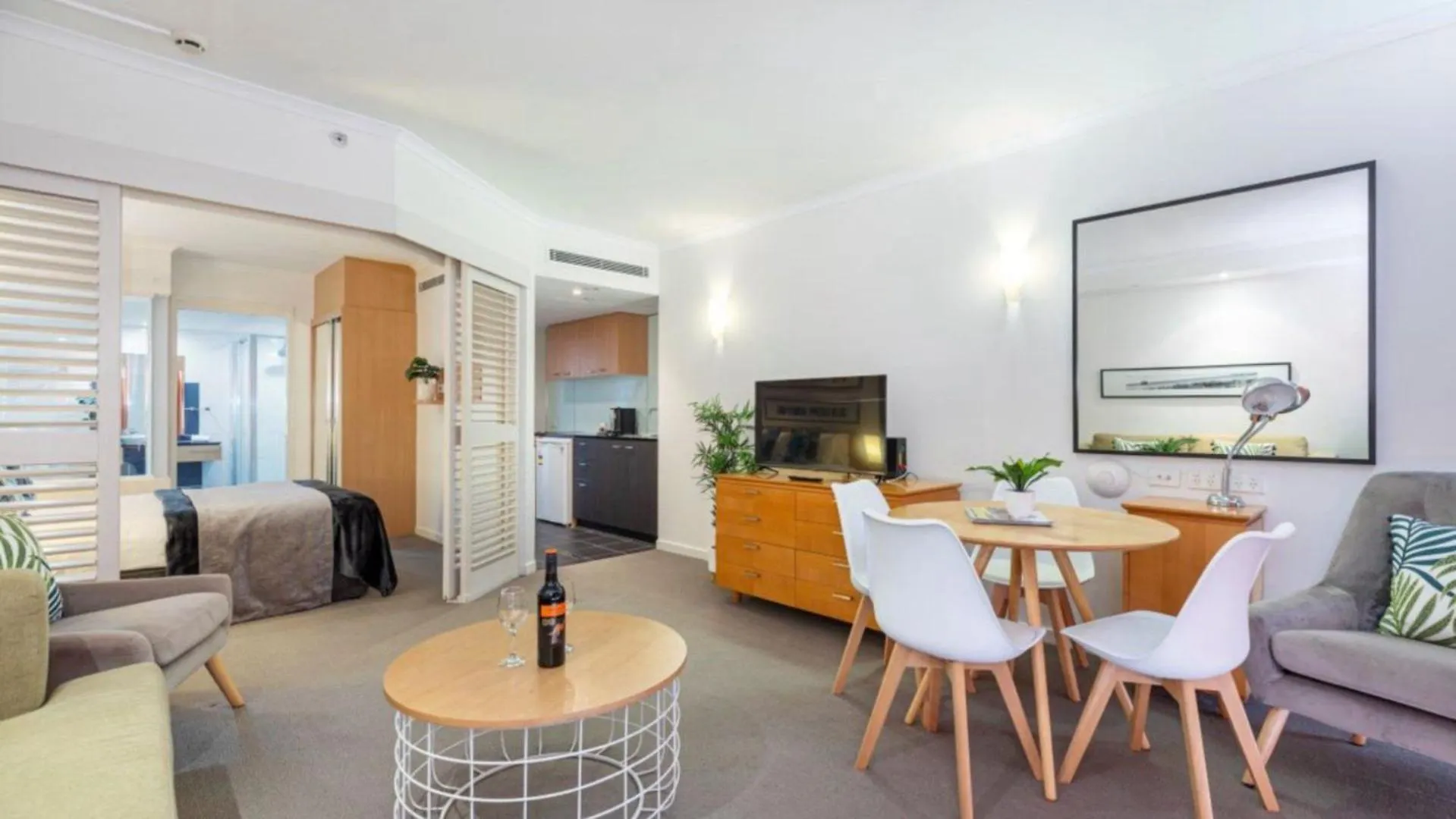 Spa Apartment - Beautiful Views Of Golf Course! Pelican Waters 0*,